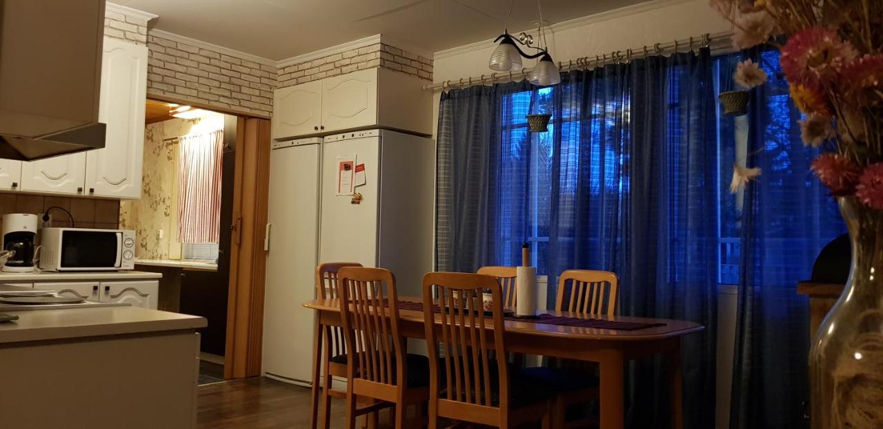 4 Bedrooms Near Center - Kranni Pori Exterior photo