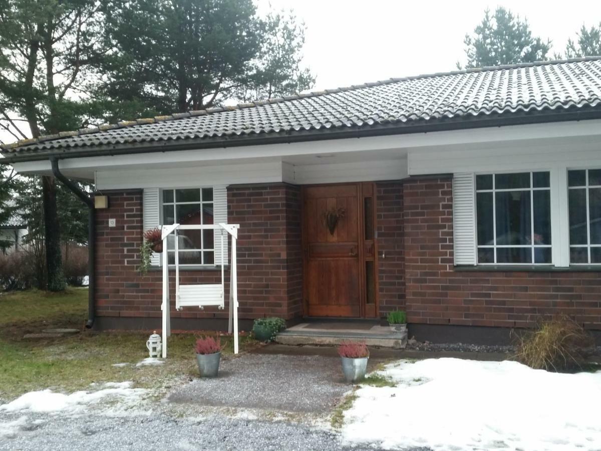 4 Bedrooms Near Center - Kranni Pori Exterior photo